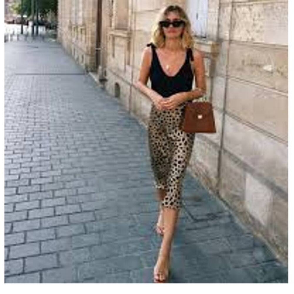 Who What Wear Leopard Print Midi Skirt Size 8 A-Line Side Slit Mob Wife Chic NEW